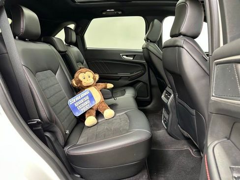 New 2024 Ford Edge ST-Line AWD/4WD image 17