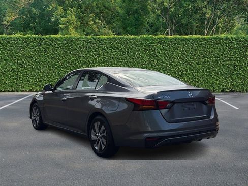Used 2022 Nissan Altima 2.5 S FWD image 6