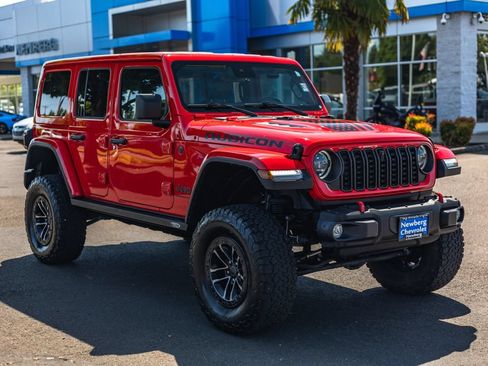 Used 2024 Jeep Wrangler Unlimited Rubicon AWD/4WD image 6