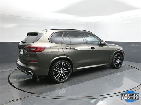 Used 2022 BMW X5 sDrive40i w/ M Sport Package image 11