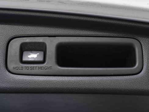 Used 2023 Honda CR-V EX-L image 41