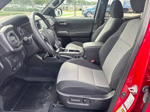 Used 2023 Toyota Tacoma TRD Off-Road AWD/4WD image 2