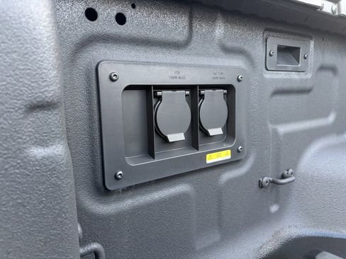 Certified 2024 Ford Ranger XLT w/ Equipment Group 301A High image 9