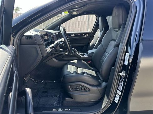 Used 2024 Porsche Cayenne Turbo GT image 18