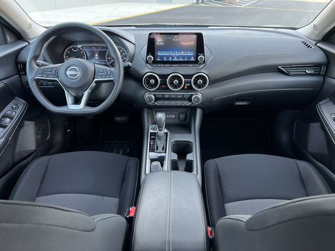 Used 2025 Nissan Sentra SV image 25