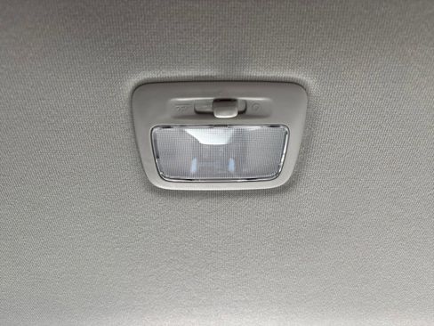 Used 2024 Mitsubishi Eclipse Cross LE image 36