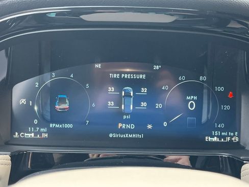 New 2026 Lincoln Corsair Premiere image 12