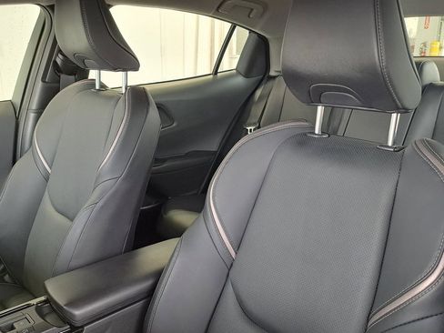 Used 2024 Toyota Prius XLE image 23