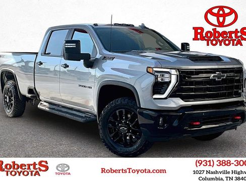 Used 2026 Chevrolet Silverado 3500 LT w/ Trail Boss Package AWD/4WD image 1