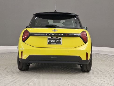 New 2026 MINI Cooper S FWD image 10