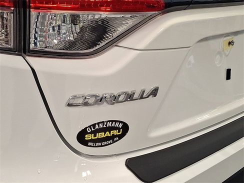 Used 2023 Toyota Corolla LE w/ Carpet Mat Package (TMS) image 29