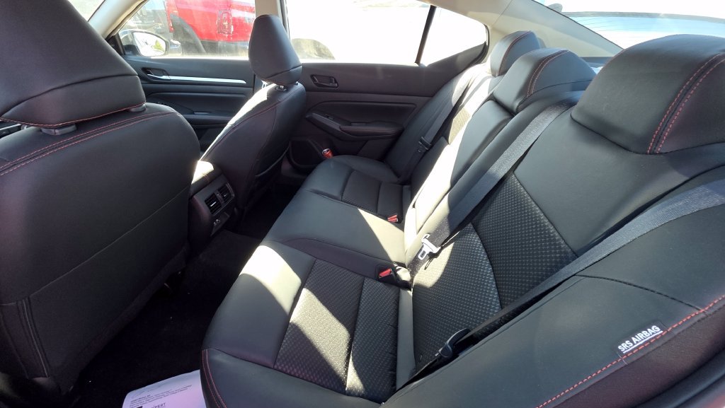 Used 2026 Nissan Altima 2.5 SR FWD image 11
