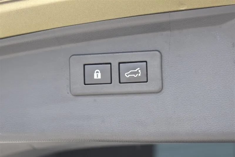 Used 2023 Subaru Outback Limited AWD/4WD image 32
