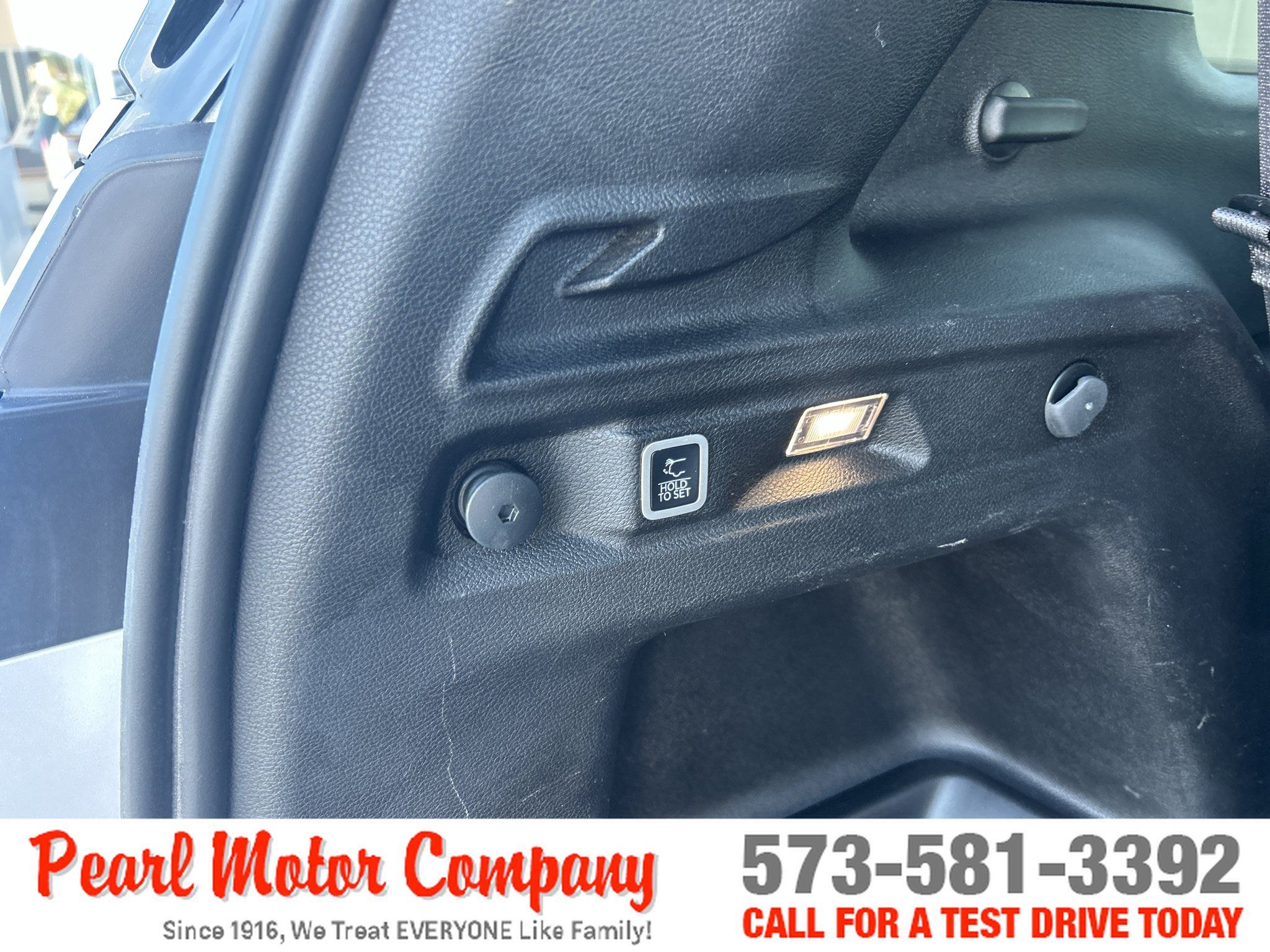 Used 2024 Jeep Grand Cherokee L Limited w/ Luxury Tech Group II AWD/4WD image 25