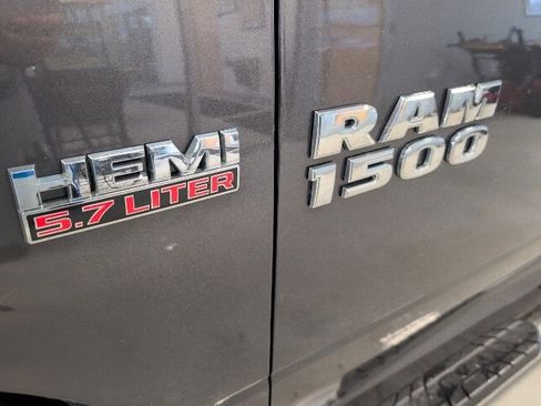 Used 2015 RAM 1500 Express image 11