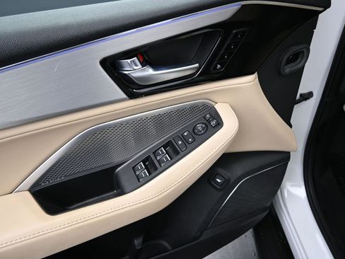 Used 2022 Acura MDX SH-AWD w/ Technology Package image 22