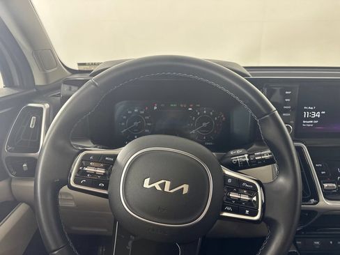 Used 2023 Kia Sorento SX FWD image 17