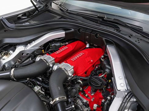 Certified 2024 Ferrari Roma Base image 42