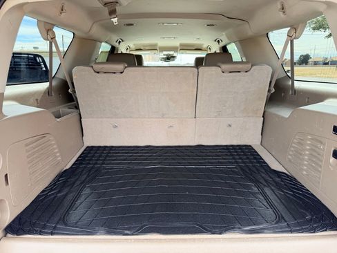 Used 2016 GMC Yukon XL SLT image 18