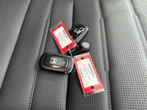 Certified 2023 Honda CR-V EX-L image 4