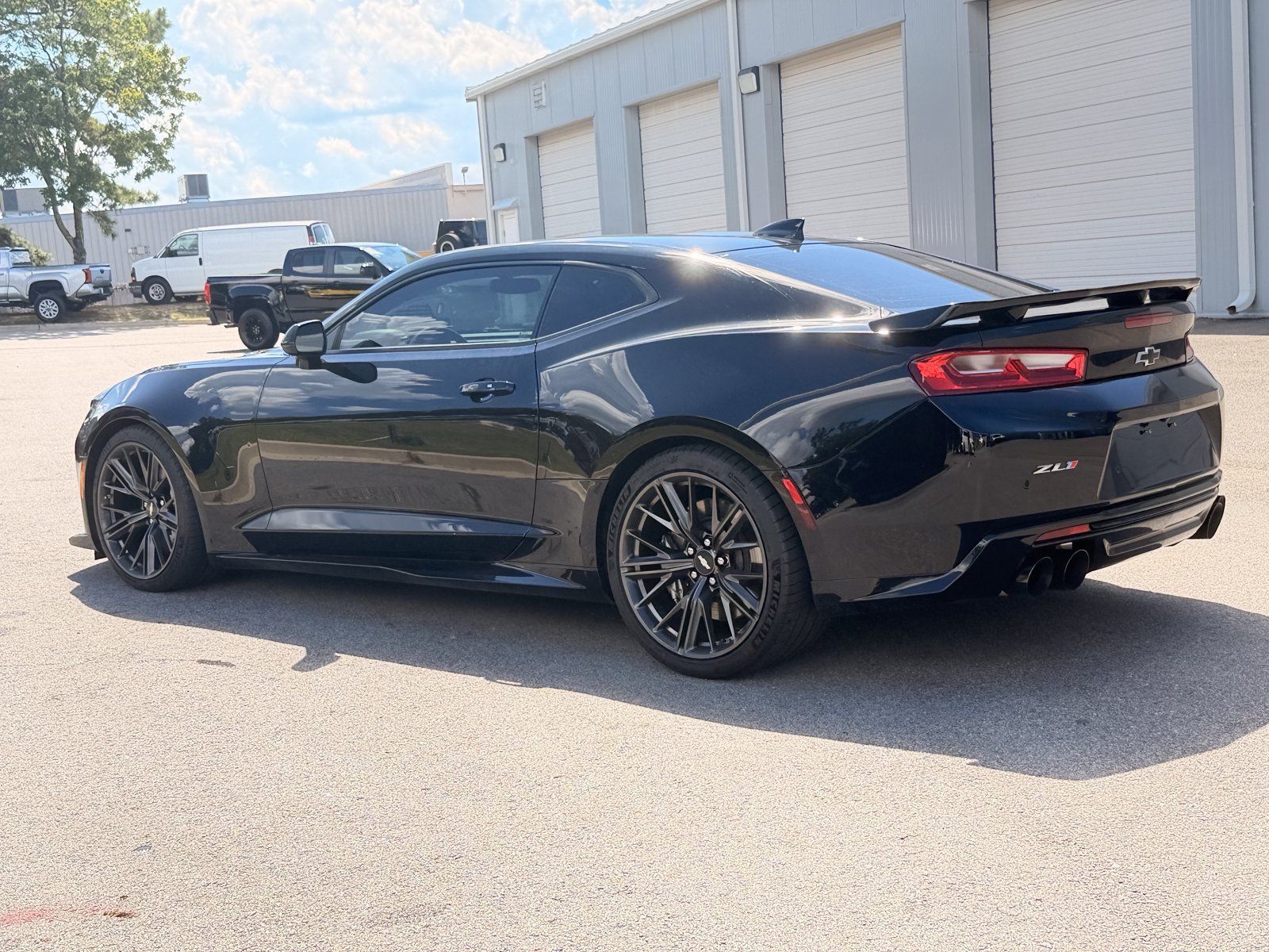 Used 2017 Chevrolet Camaro ZL1 RWD image 10