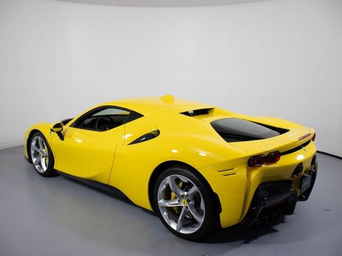 Certified 2022 Ferrari SF90 Stradale image 8