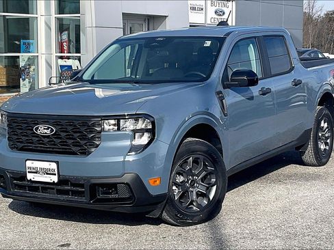 New 2026 Ford Maverick XLT w/ XLT Luxury Package AWD/4WD image 2