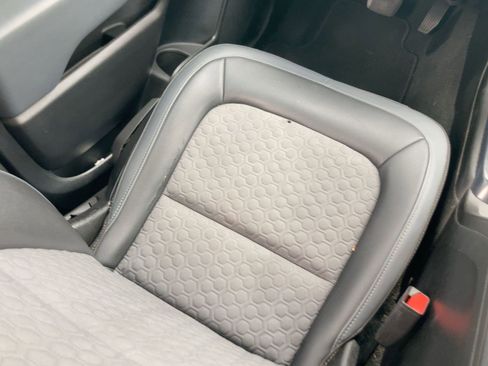 Used 2021 Chevrolet Colorado Z71 w/ Safety Package image 30