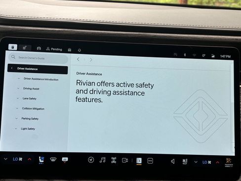 Used 2022 Rivian R1S Launch Edition AWD/4WD image 27