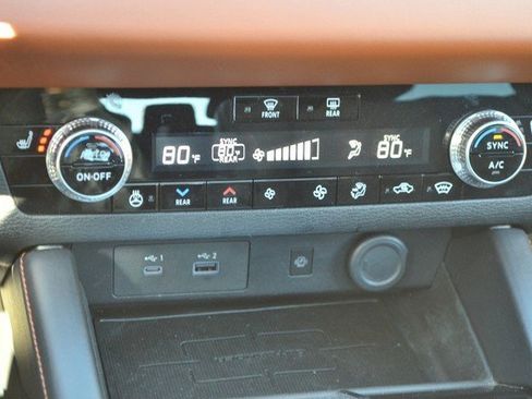 Used 2023 Mitsubishi Outlander SEL image 30