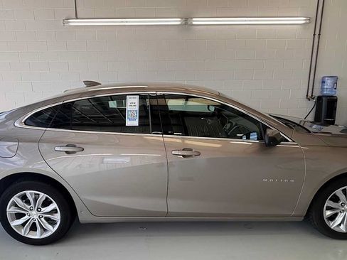 Used 2023 Chevrolet Malibu LT FWD image 7