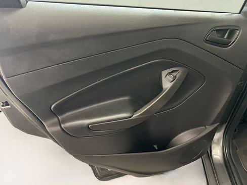 Used 2018 Ford Escape S image 26