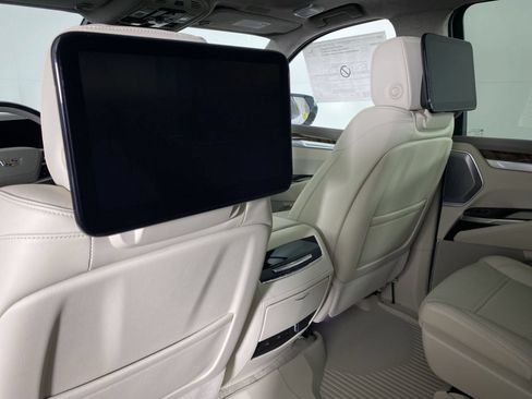 New 2026 Cadillac Escalade ESV Platinum Sport w/ LPO, ONYX Package AWD/4WD image 19