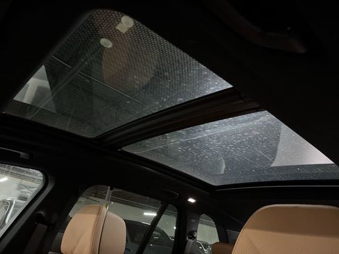 New 2026 BMW X5 M60i w/ Executive Package image 22