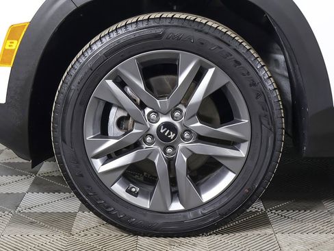 Used 2021 Kia Seltos S image 20