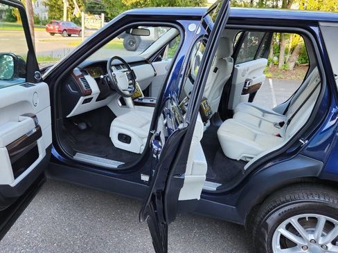Used 2016 Land Rover Range Rover image 26
