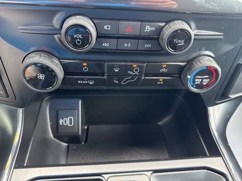 Used 2025 Ford F150 STX w/ Equipment Group 200A image 19