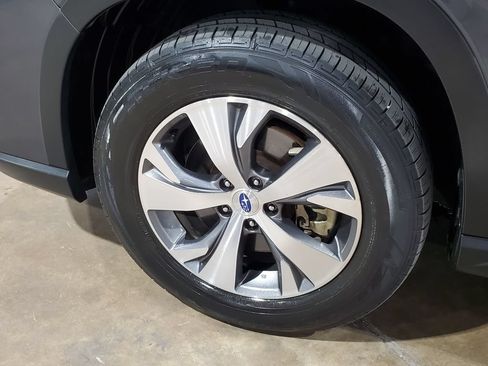 Used 2020 Subaru Ascent Premium w/ Convenience Package AWD/4WD image 40