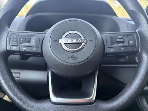 Used 2024 Nissan Pathfinder S AWD/4WD image 10