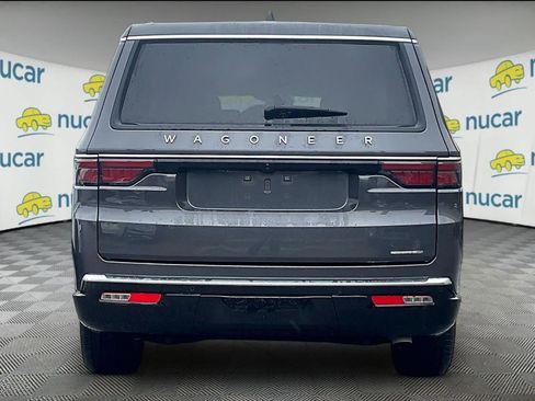 Used 2024 Jeep Wagoneer L Series III w/ Flexible Seating Group image 5