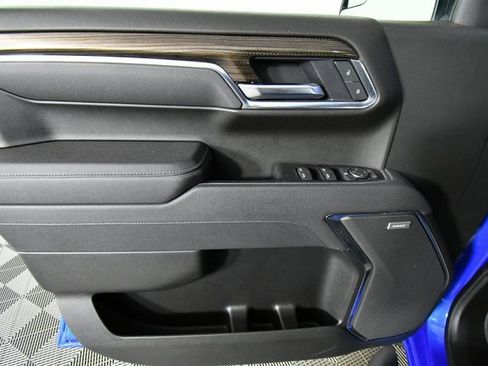 Used 2025 Chevrolet Silverado 1500 LT Trail Boss w/ Convenience Package II image 21