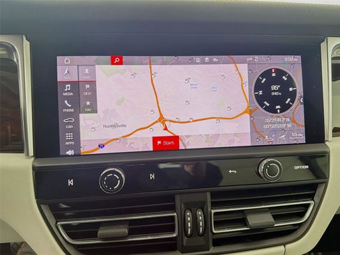 Certified 2022 Porsche Macan S image 15