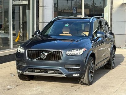 Used 2018 Volvo XC90 T5 Momentum w/ Convenience Package
