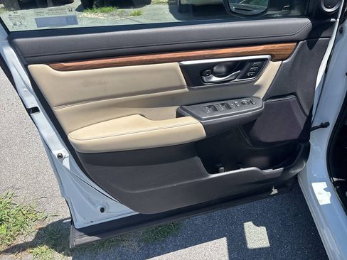 Used 2019 Honda CR-V EX-L image 17