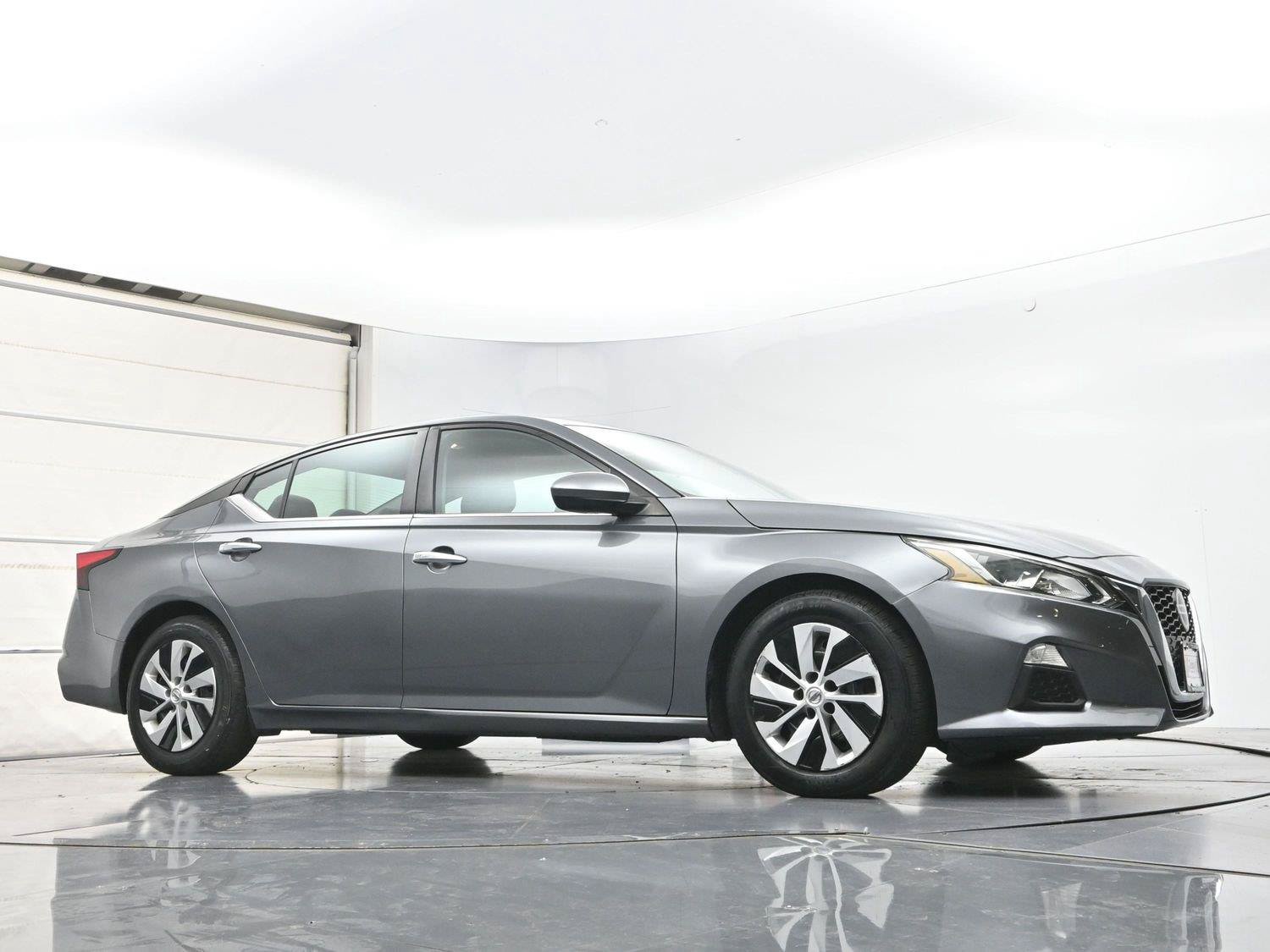 Used 2020 Nissan Altima 2.5 S FWD image 25
