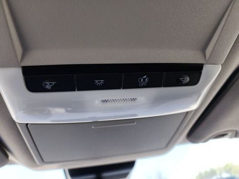 Used 2022 Nissan Altima 2.5 S FWD image 31