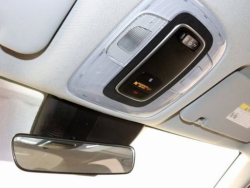 Used 2022 Hyundai Elantra SEL w/ Convenience Package image 20