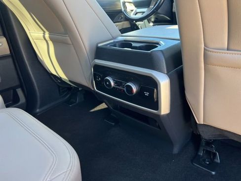 Used 2023 Ford Expedition Max Limited image 36