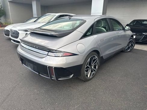 Used 2023 Hyundai Ioniq 6 SEL AWD/4WD image 3