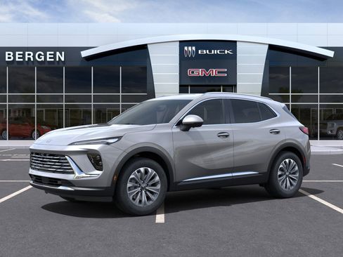 New 2025 Buick Envision Preferred image 2